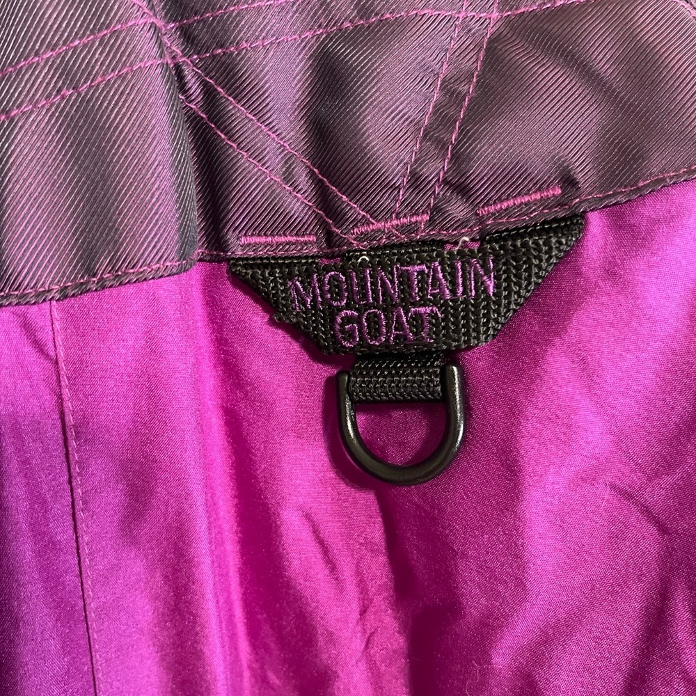 Vintage Women’s Mountain Goat Puffer Snow Jacket Size: Small - Picture 4 of 5